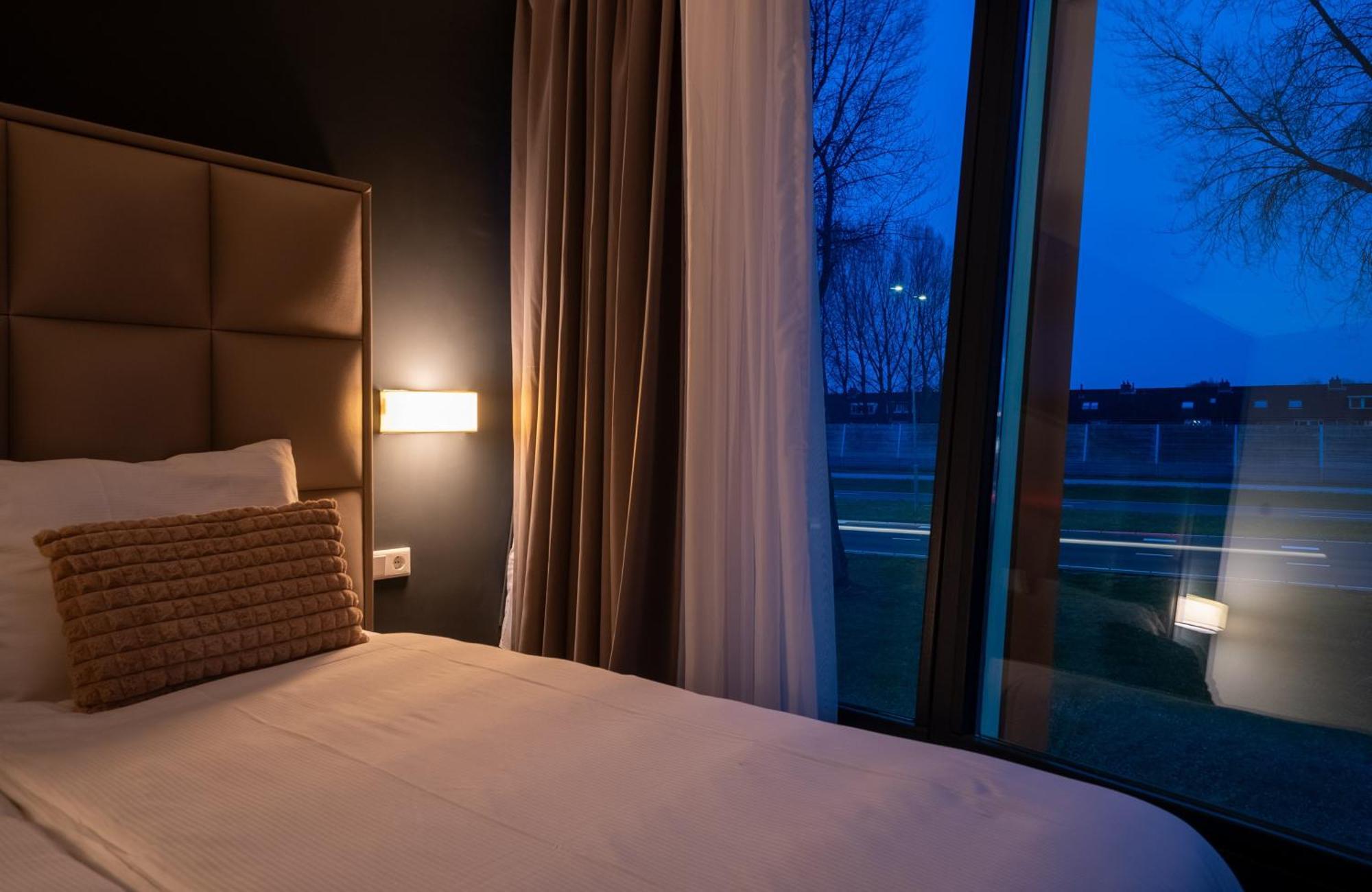 Ma Airport Hotel Hoofddorp Eksteriør billede